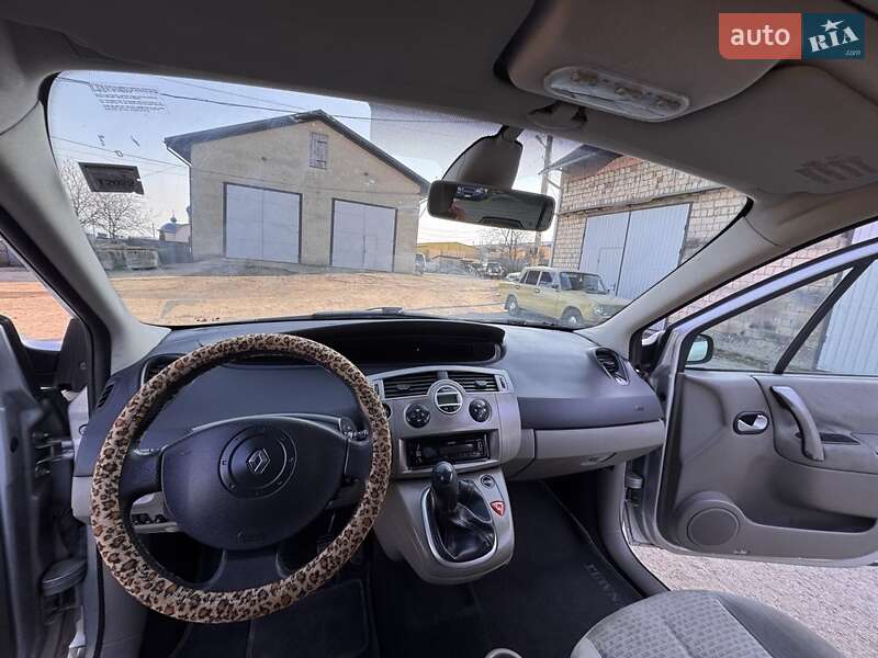 Минивэн Renault Scenic 2006 в Черновцах