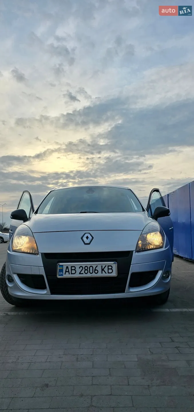 2011 Renault Scenic - мініатюра 35