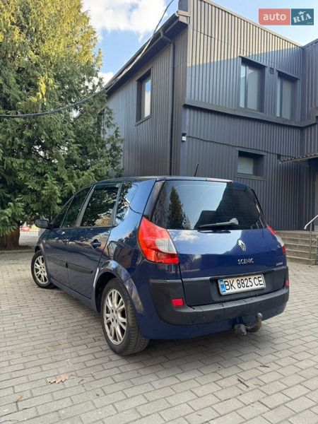 Минивэн Renault Scenic 2006 в Ровно