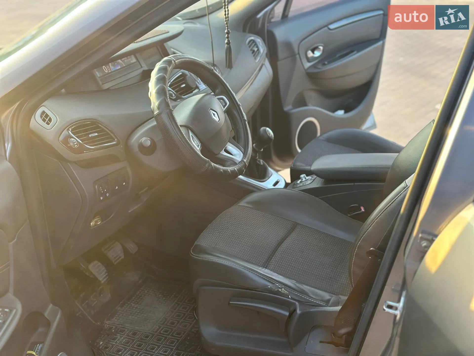 2012 Renault Scenic - мініатюра 10