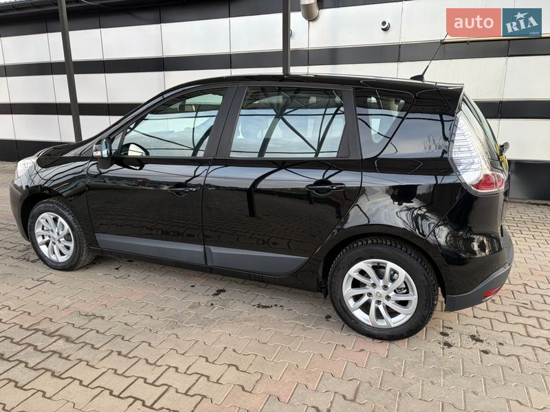 Минивэн Renault Scenic 2013 в Виннице