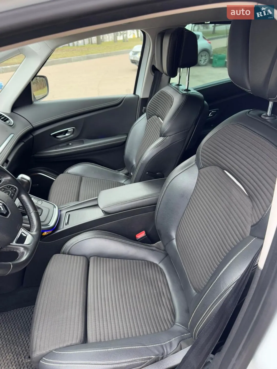 2017 Renault Scenic - мініатюра 14