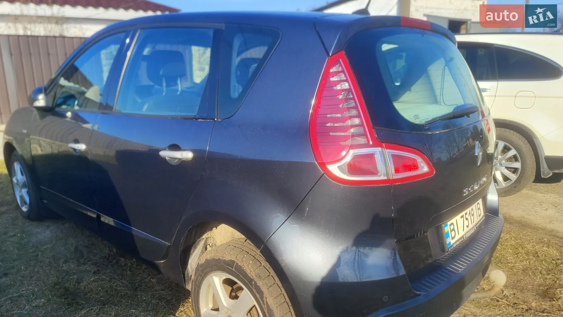 2010 Renault Scenic - мініатюра 2