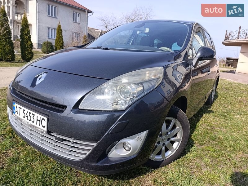 Renault Scenic 2011
