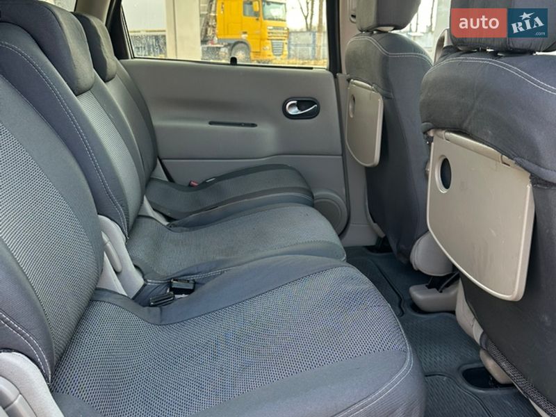 Мінівен Renault Scenic 2006 в Хотині