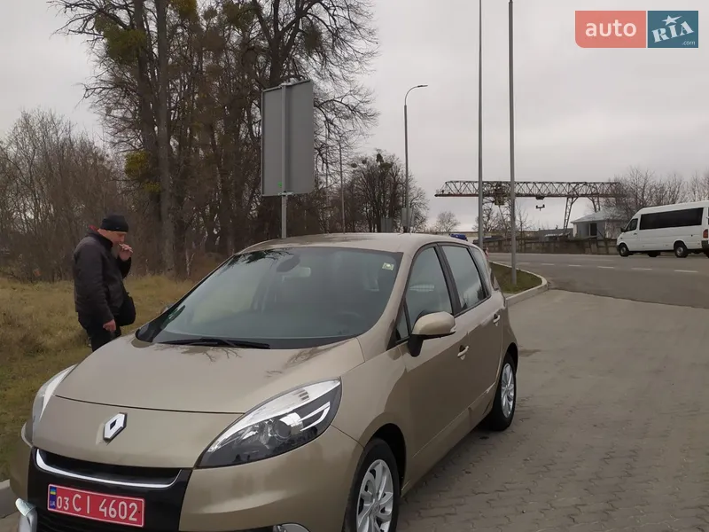 Renault Scenic 2013