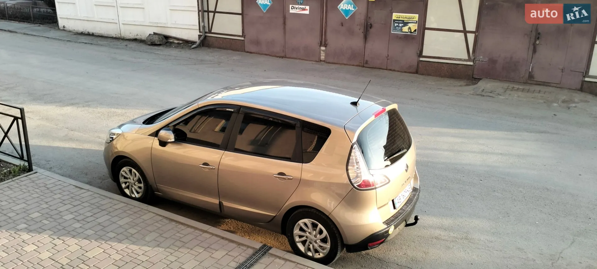 2013 Renault Scenic - мініатюра 21