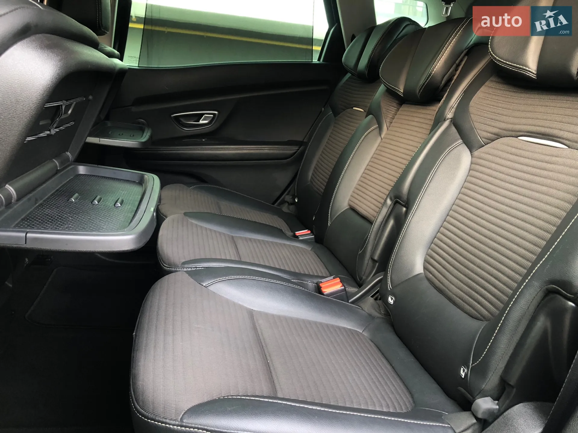 2017 Renault Scenic - мініатюра 46