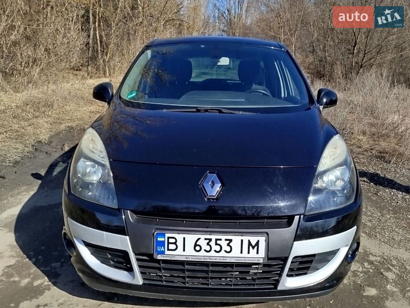 Renault Scenic 2011