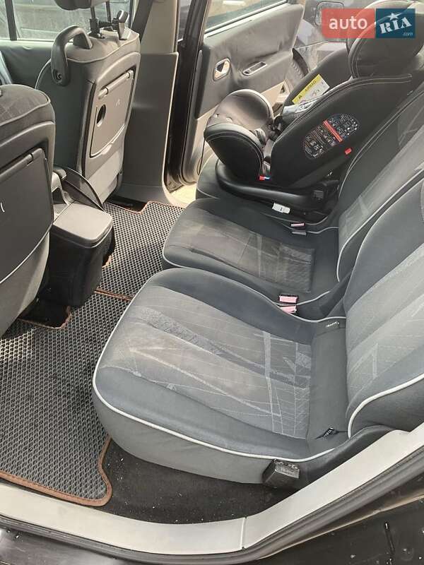 Минивэн Renault Scenic 2003 в Житомире