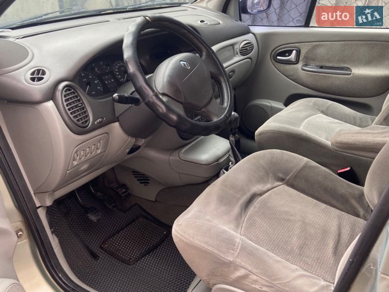 Минивэн Renault Scenic 2002 в Виннице