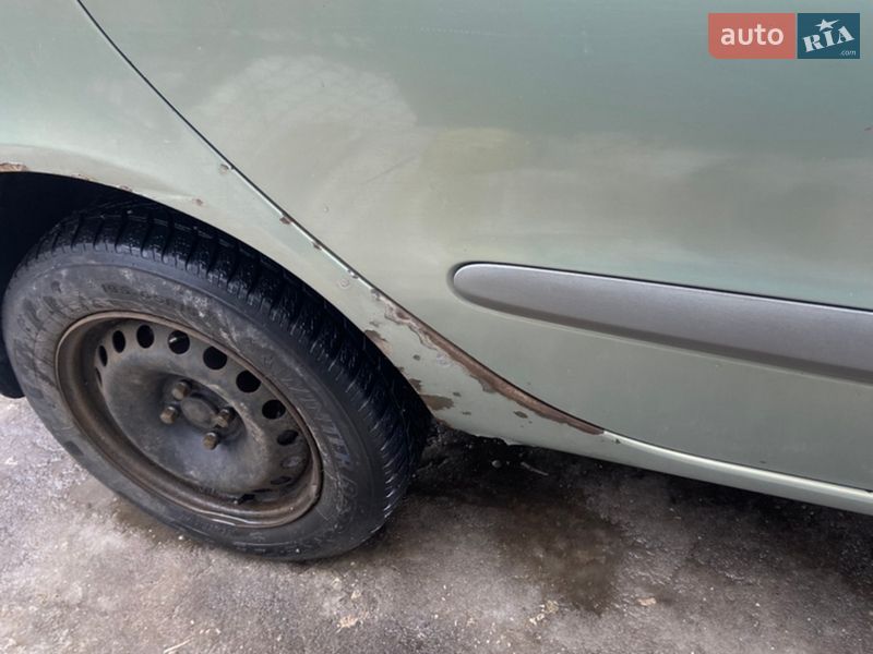 Минивэн Renault Scenic 2002 в Виннице