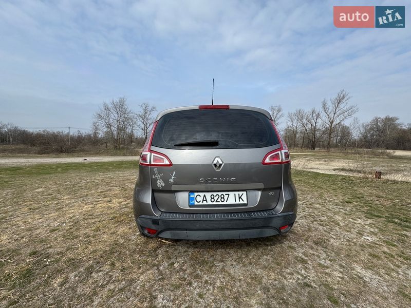Минивэн Renault Scenic 2011 в Киеве фото 13 Минивэн Renault Scenic 2011 в Киеве