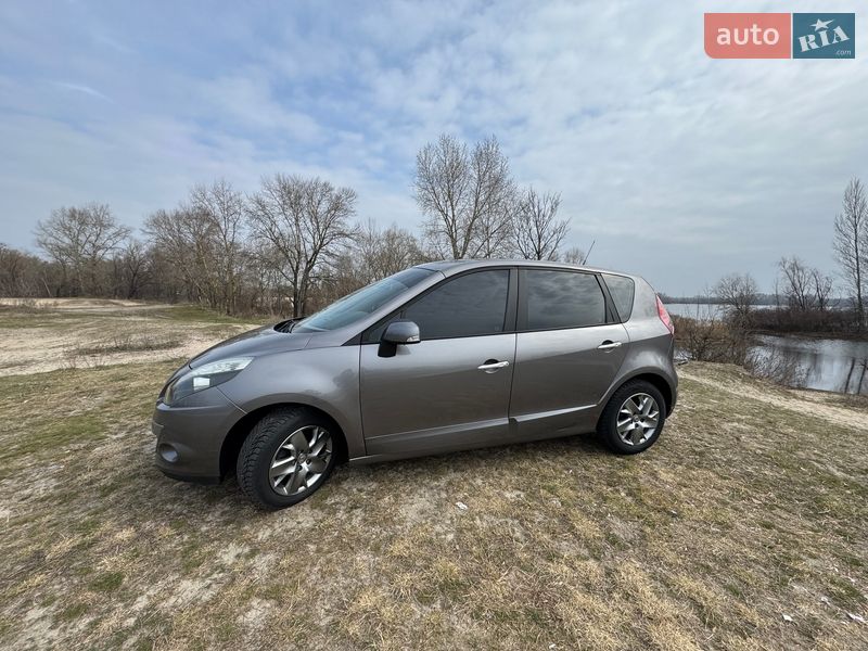 Минивэн Renault Scenic 2011 в Киеве фото 5 Минивэн Renault Scenic 2011 в Киеве