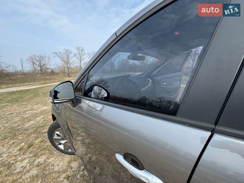 Минивэн Renault Scenic 2011 в Киеве фото 19 Минивэн Renault Scenic 2011 в Киеве