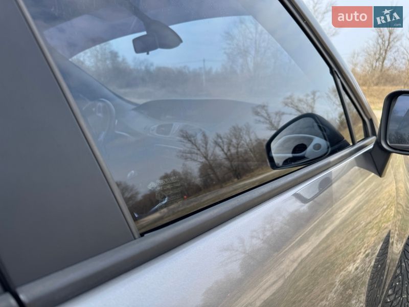 Минивэн Renault Scenic 2011 в Киеве фото 20 Минивэн Renault Scenic 2011 в Киеве