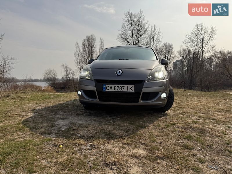 Минивэн Renault Scenic 2011 в Киеве фото 2 Минивэн Renault Scenic 2011 в Киеве