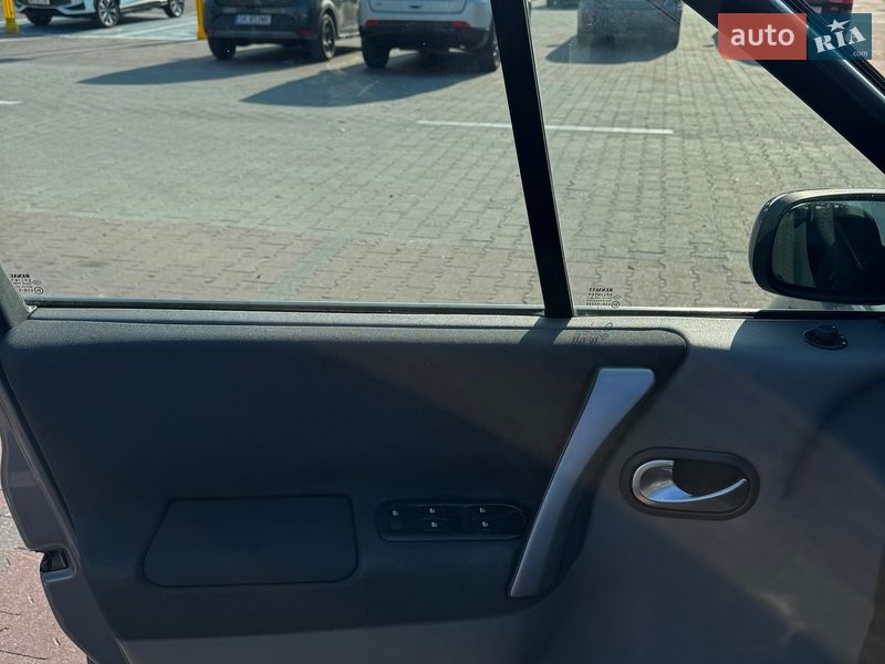 Мінівен Renault Scenic 2007 в Києві