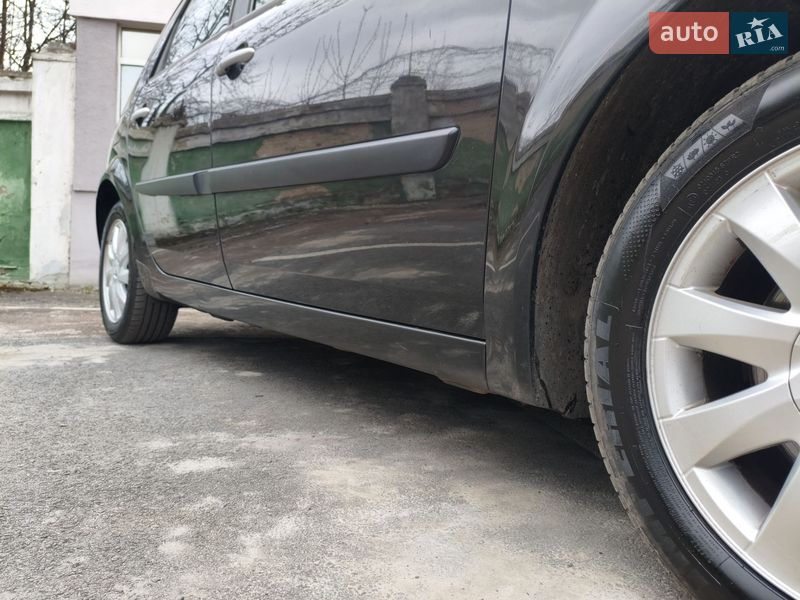 Минивэн Renault Scenic 2007 в Чернигове