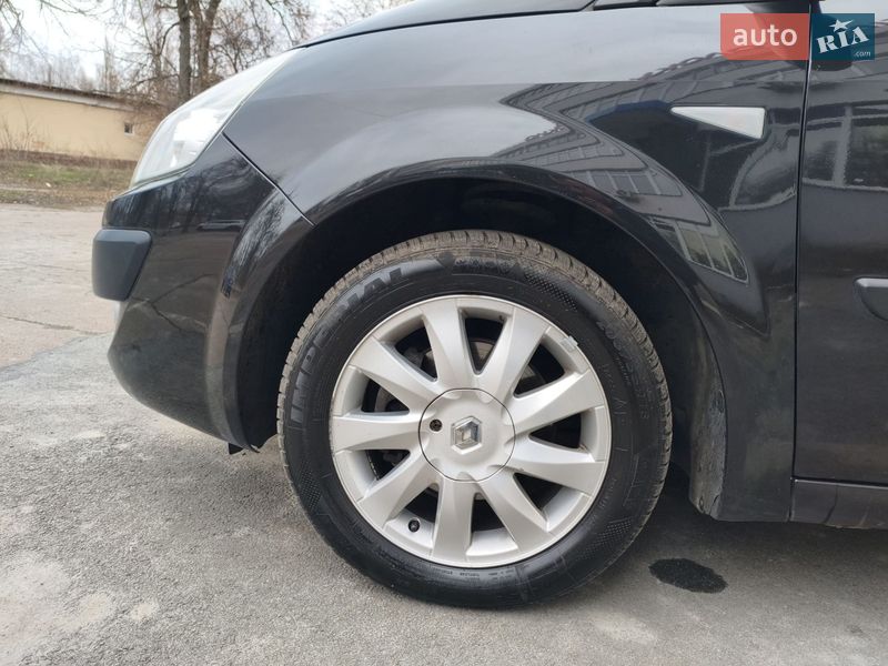 Минивэн Renault Scenic 2007 в Чернигове