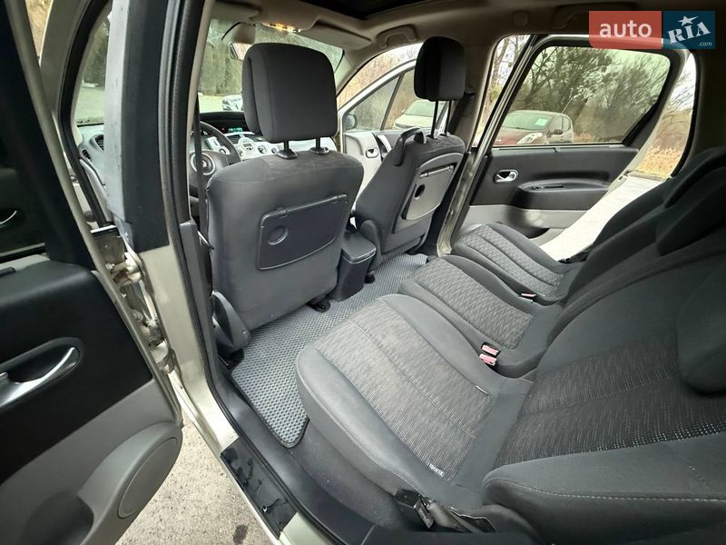 Минивэн Renault Scenic 2007 в Хмельнике фото 18 Минивэн Renault Scenic 2007 в Хмельнике
