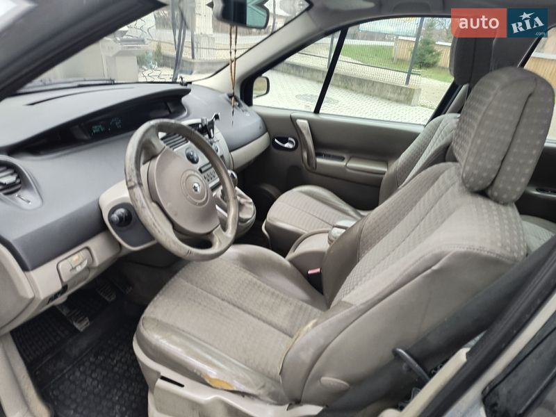 Мінівен Renault Scenic 2004 в Кутах