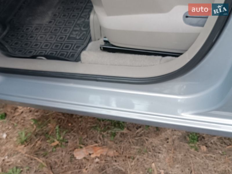 Минивэн Renault Scenic 2005 в Нетешине