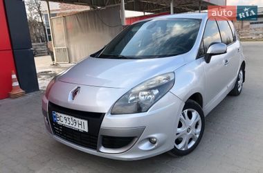 Минивэн Renault Scenic 2011 в Ровно