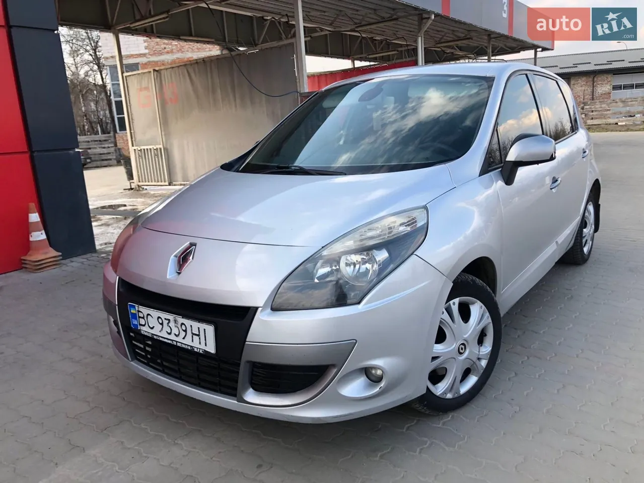 2011 Renault Scenic - мініатюра 18