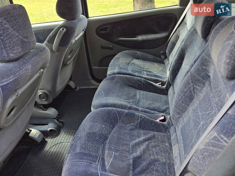 Мінівен Renault Scenic 2001 в Калуші фото 3 Мінівен Renault Scenic 2001 в Калуші