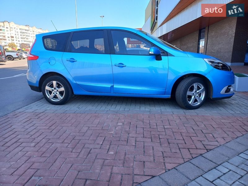 Минивэн Renault Scenic 2014 в Луцке