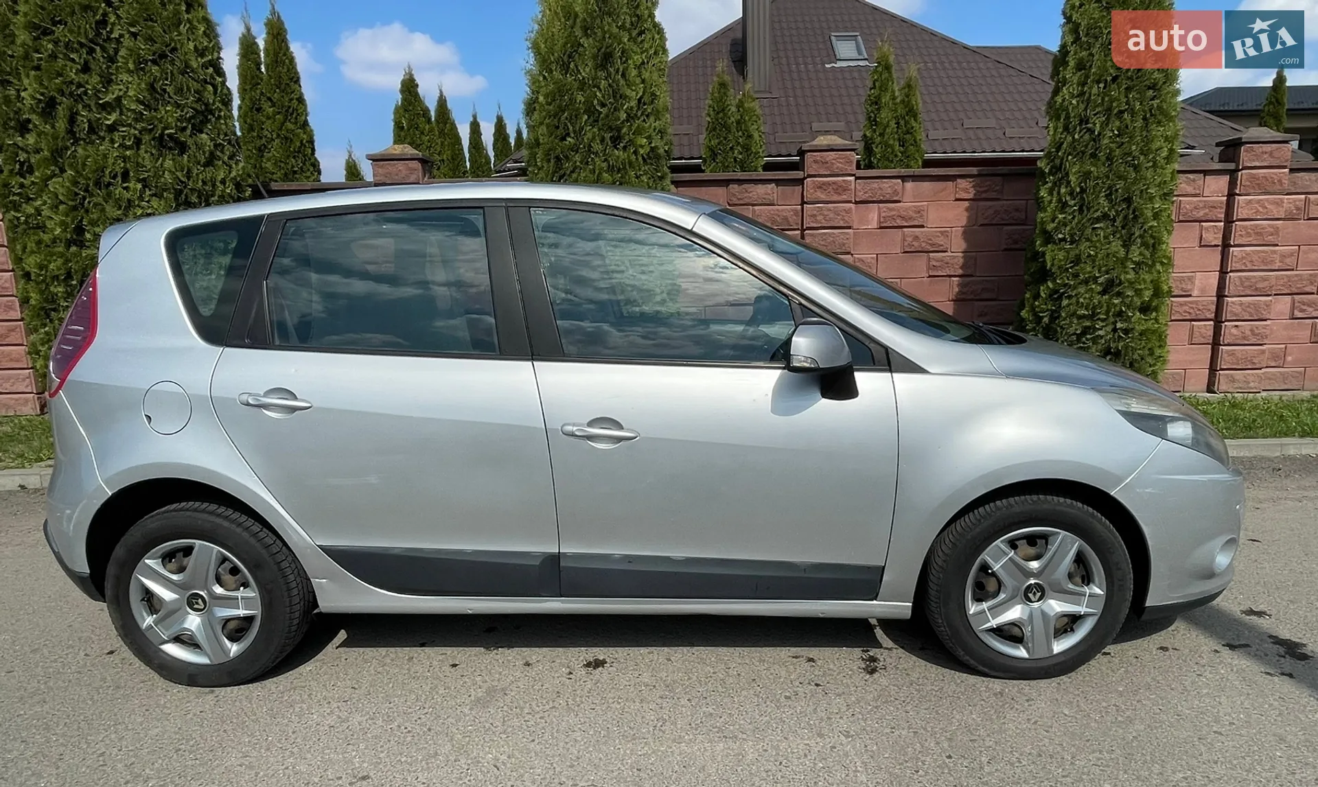 2010 Renault Scenic - мініатюра 6