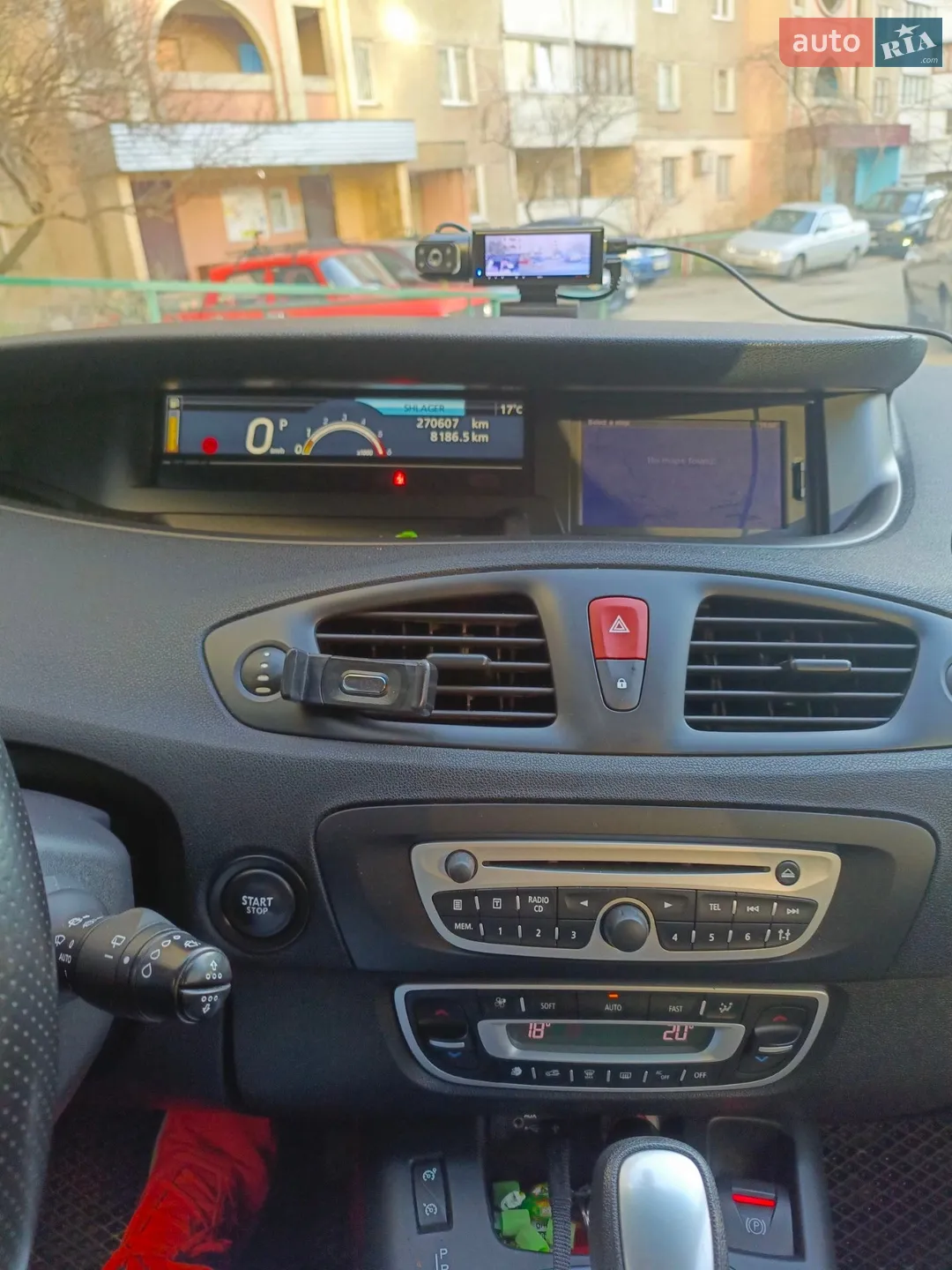 2010 Renault Scenic - мініатюра 25