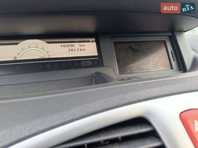 Мінівен Renault Scenic 2010 в Нововолинську