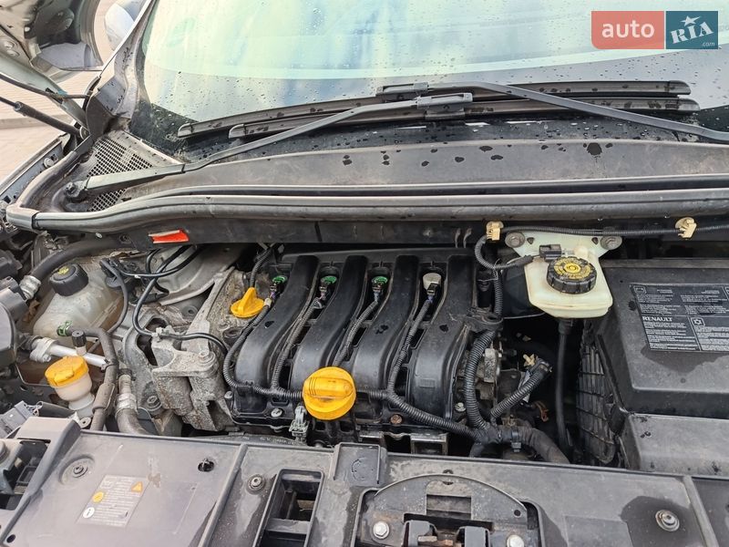 Мінівен Renault Scenic 2010 в Нововолинську