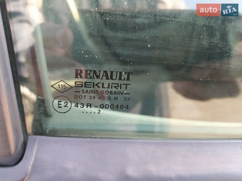 Мінівен Renault Scenic 2002 в Ірпені