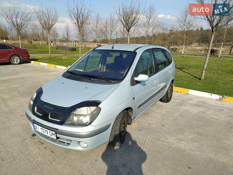 Мінівен Renault Scenic 2002 в Ірпені