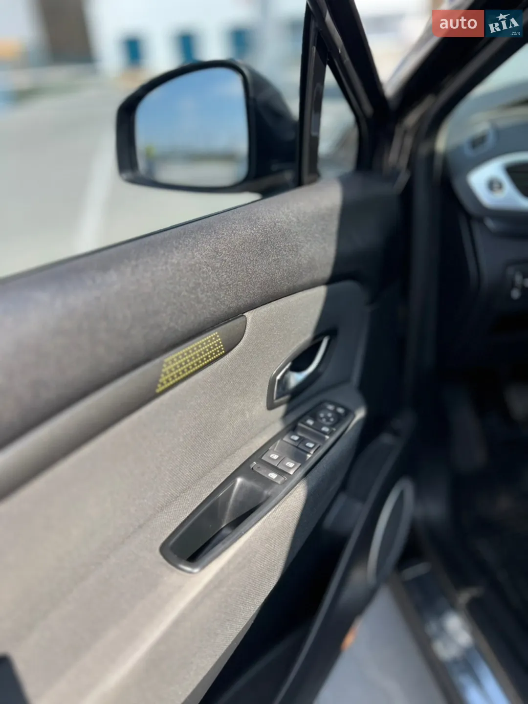 2010 Renault Scenic - мініатюра 10
