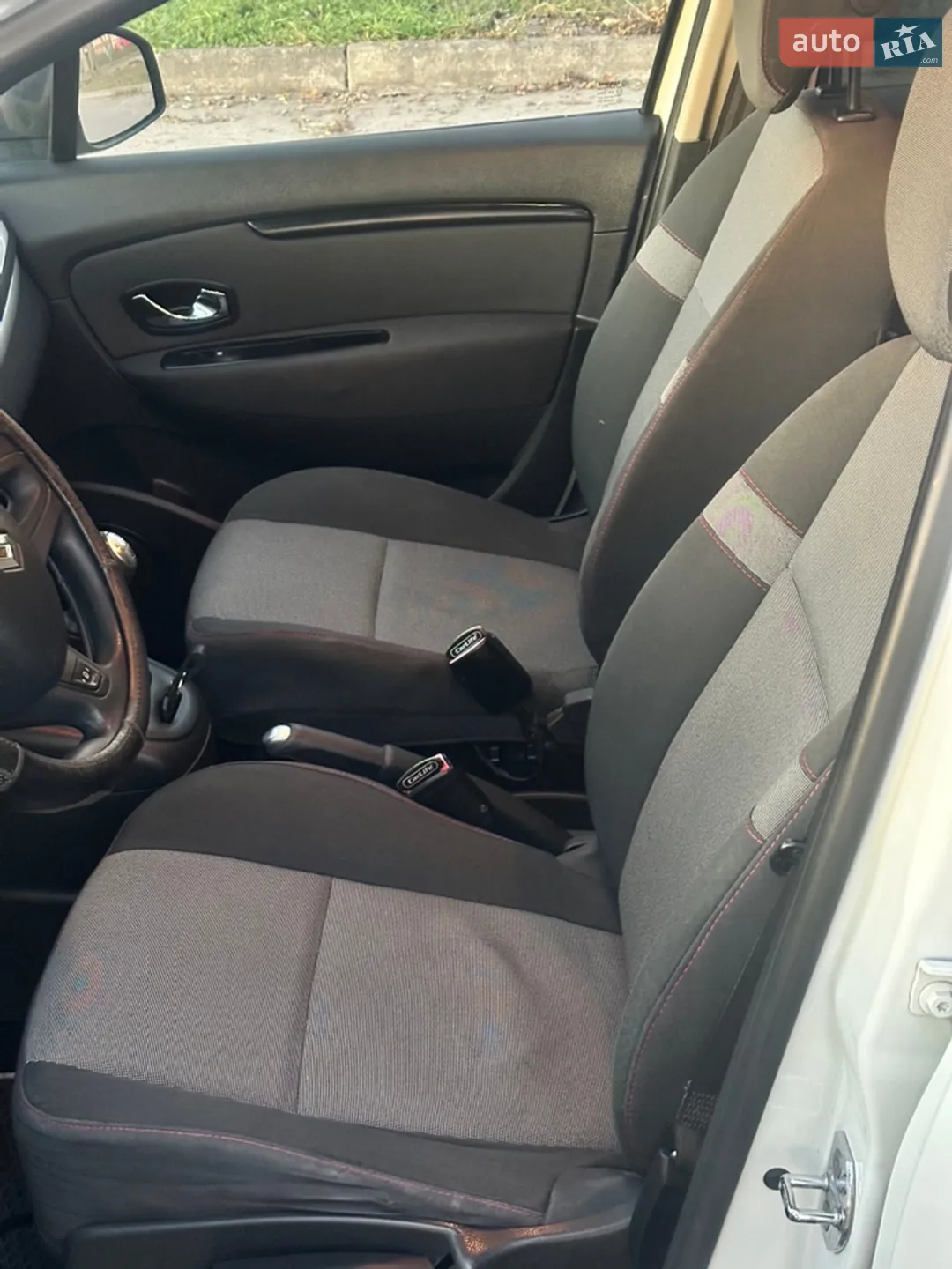 2015 Renault Scenic - мініатюра 10