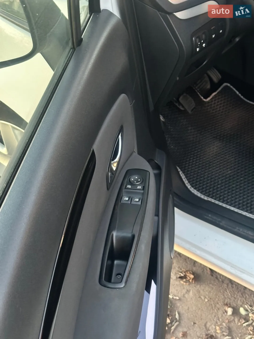 2015 Renault Scenic - мініатюра 9