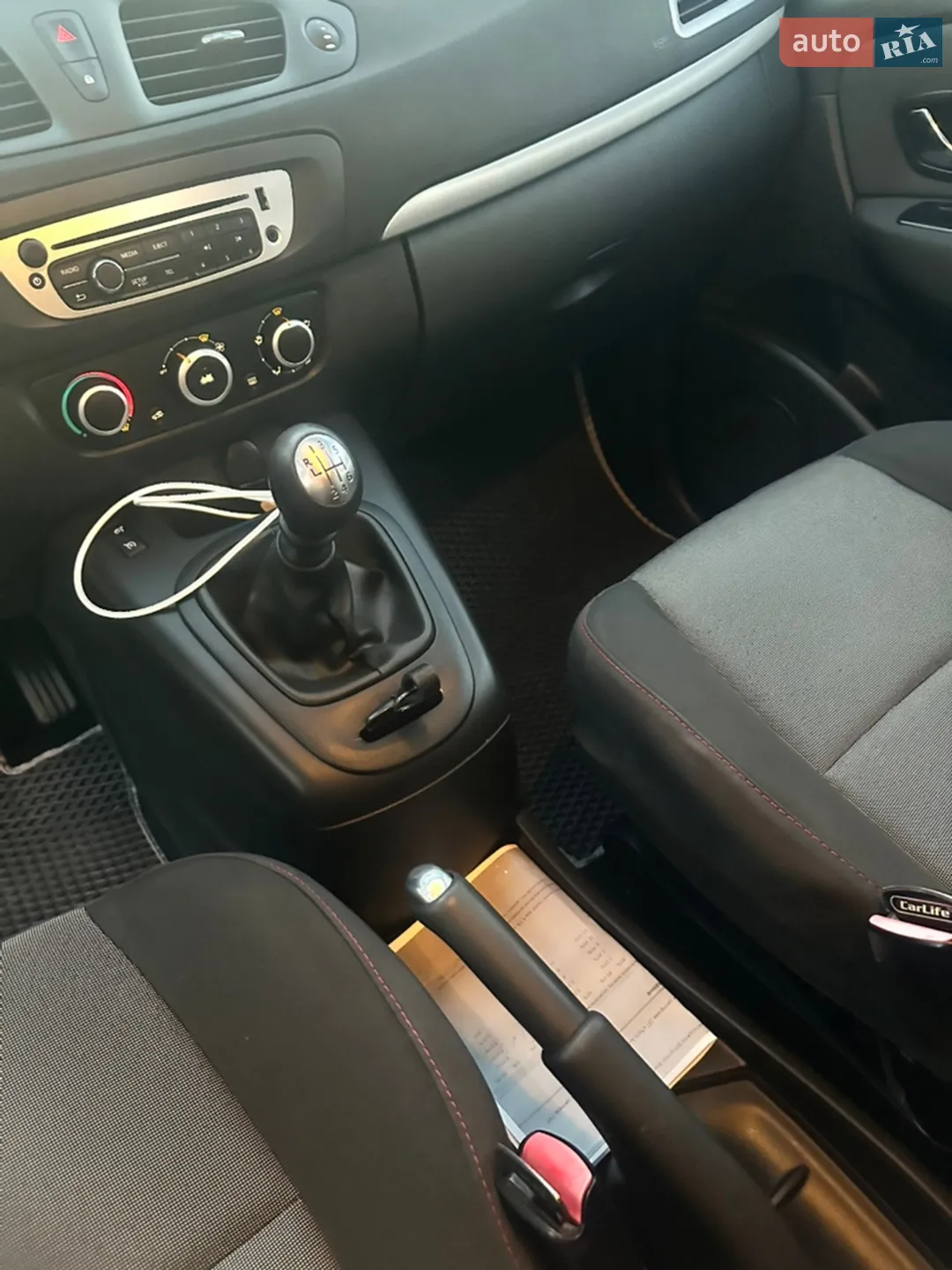 2015 Renault Scenic - мініатюра 19