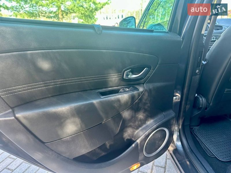 Мінівен Renault Scenic 2011 в Дрогобичі