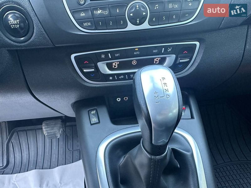 Мінівен Renault Scenic 2011 в Дрогобичі