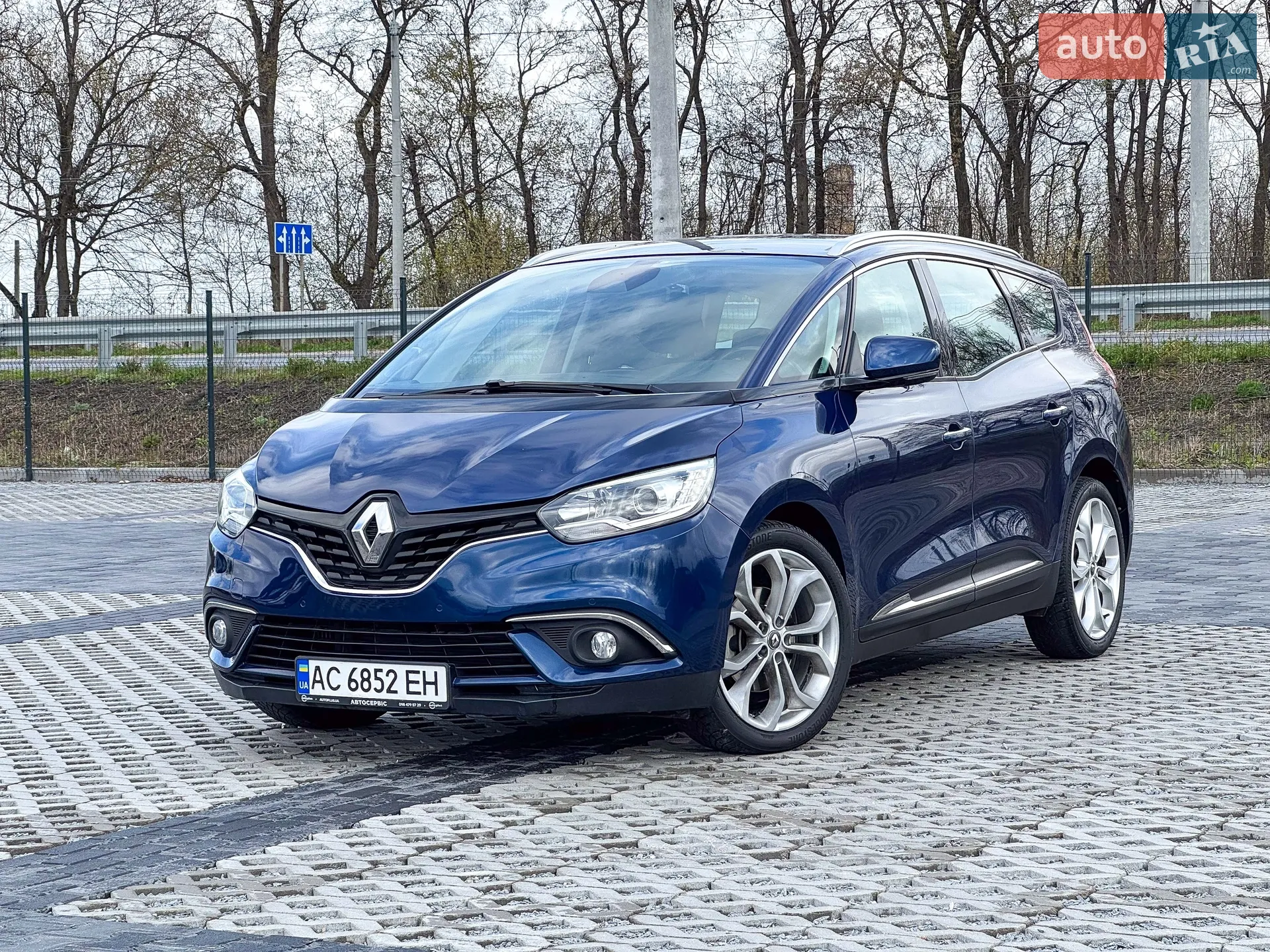 2017 Renault Scenic - мініатюра 2