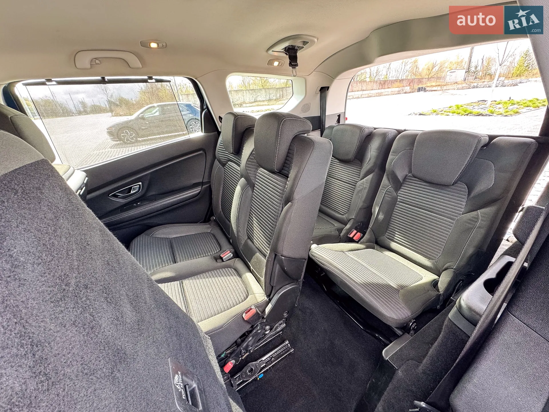 2017 Renault Scenic - мініатюра 19