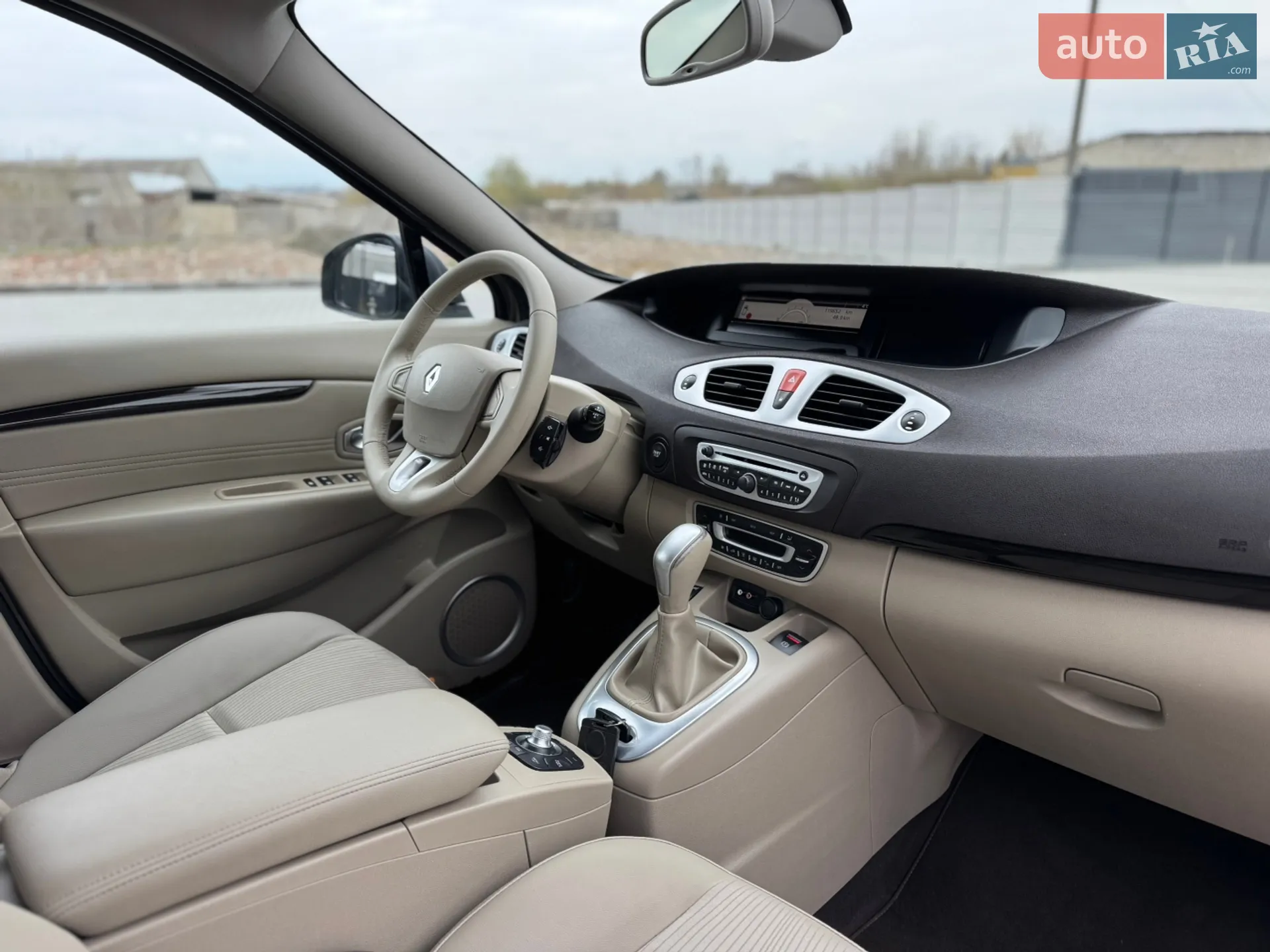 2010 Renault Scenic - мініатюра 23