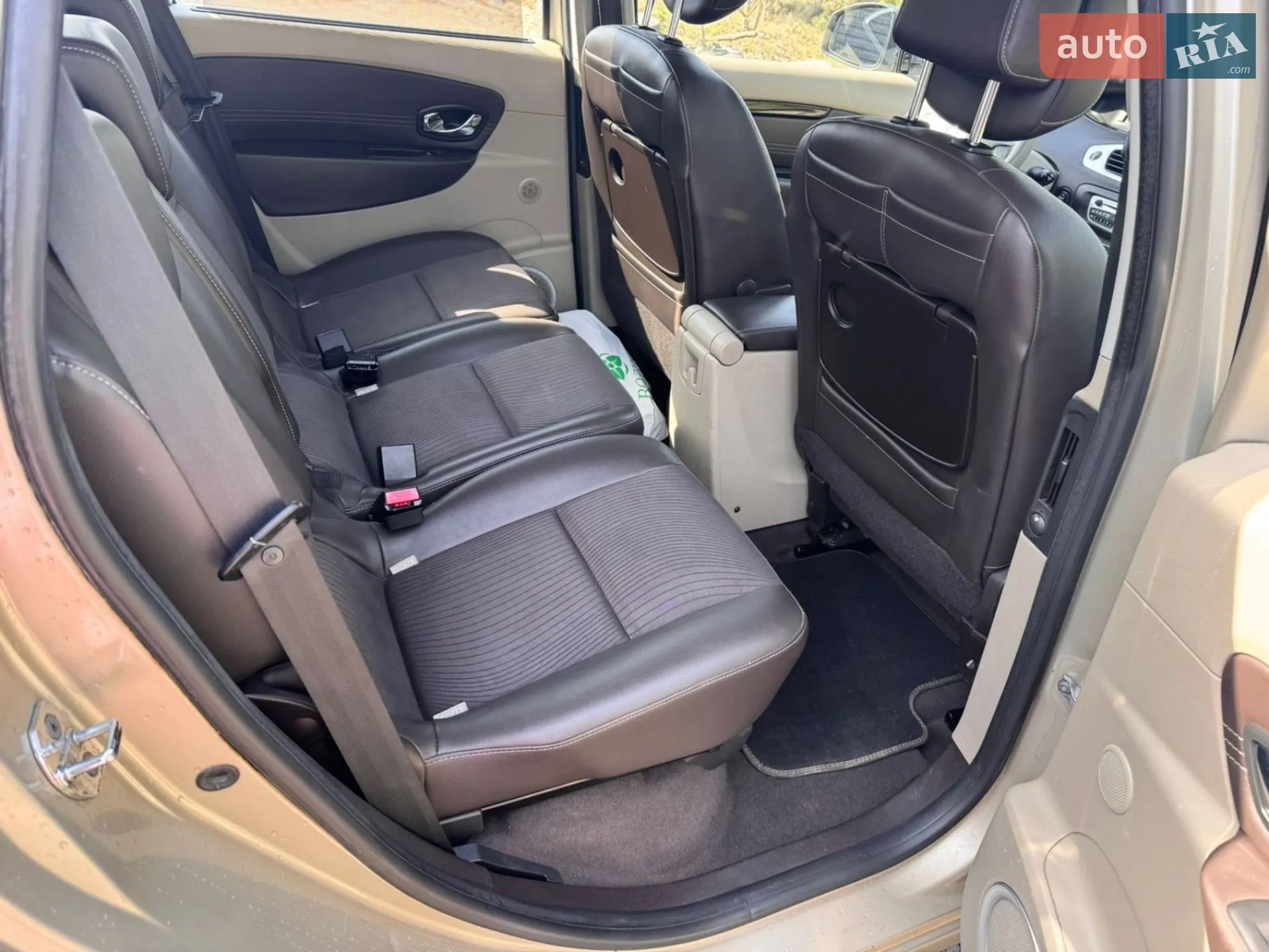 2011 Renault Scenic - мініатюра 12