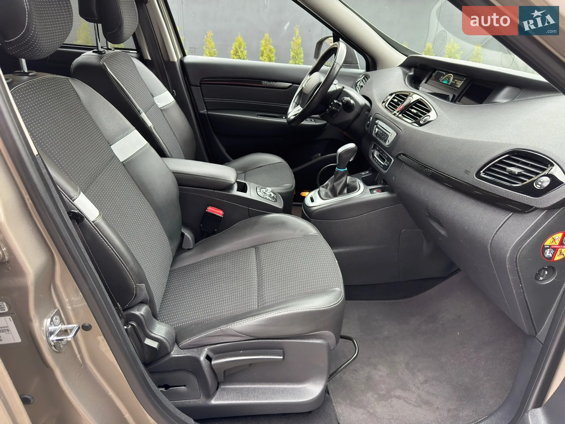 2012 Renault Scenic - мініатюра 36
