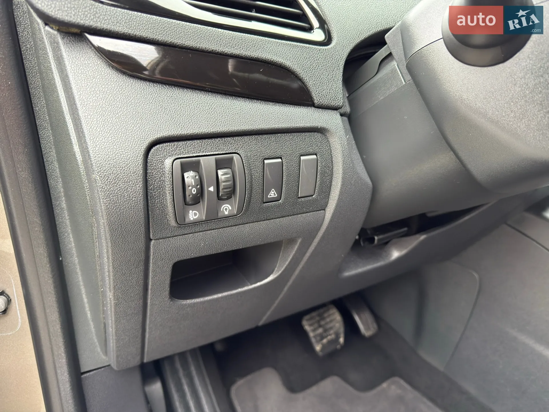 2012 Renault Scenic - мініатюра 41