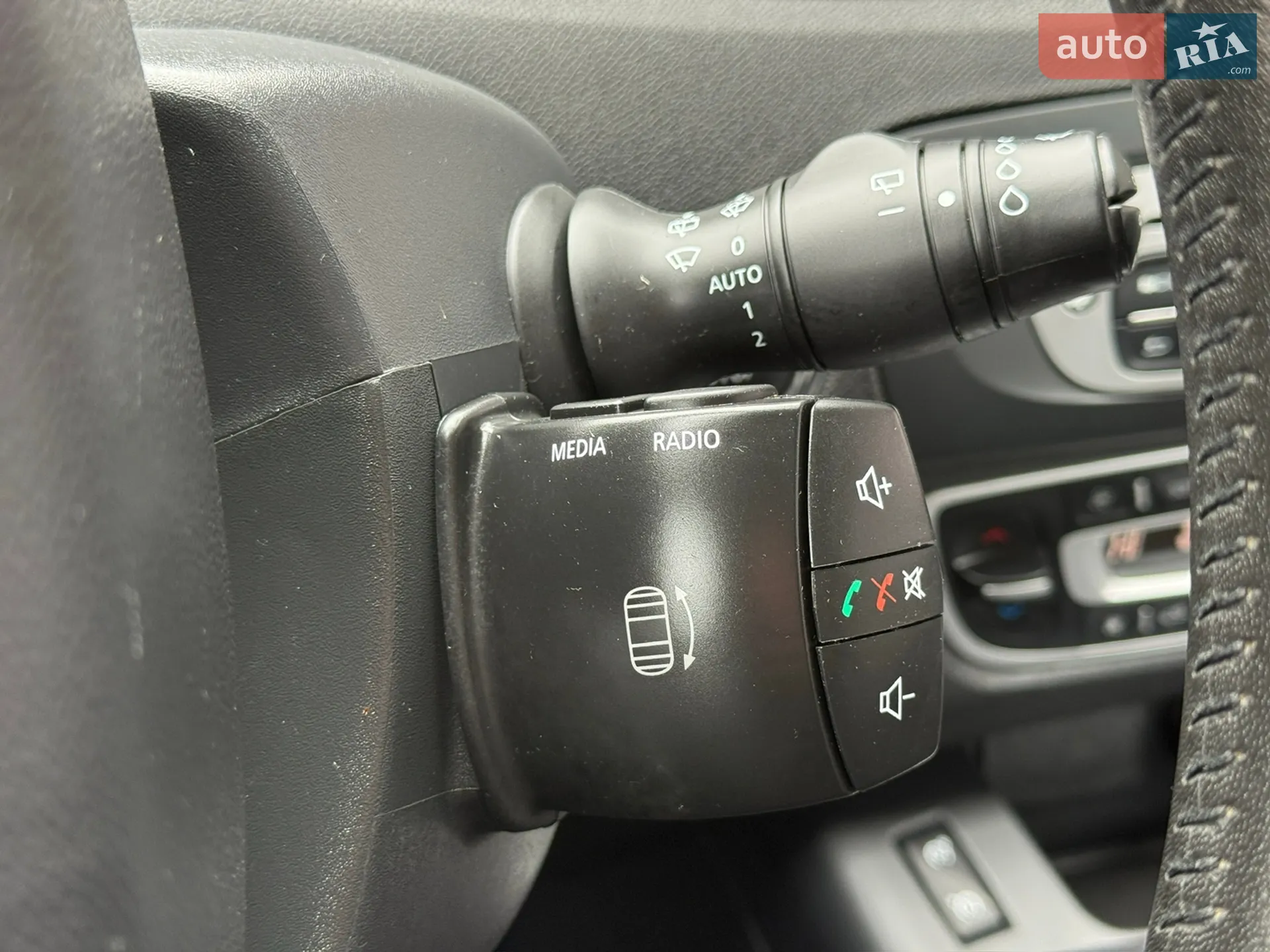 2012 Renault Scenic - мініатюра 51
